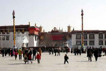 拉萨西藏博物馆一日游【一单一团包导游服务/金牌导游1H讲解】【[品质保障]全程1小时专业讲解，不打擦边球，请区别于低价团！】