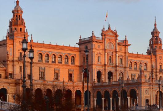 西班牙马拉加海滩+‌马拉加主教堂【中文司机/可订多日】【免费量身定制行程，多日行程包车巨惠！详情可咨询客服人员！】