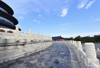 北京天坛公园一日游【天坛联票+人工导游深度2.5小时精讲】【[团型可选]多种团型可选，可散拼、可一对一小包团。】