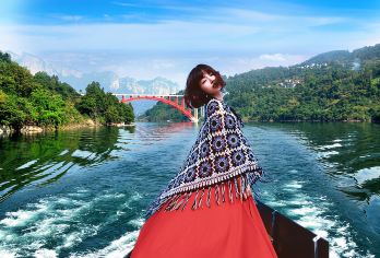 恩施大清江景区+清江蝴蝶崖一日游【直通车丨含船票接送丨纯玩】【服务保障：恩施本土12年优质地接服务经验，恩施火车站或市区免费接送~】