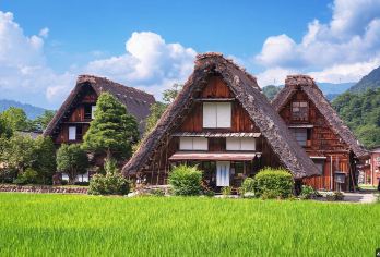 【名古屋童话世界白川乡】飞驒高山&古街漫步一日游【白川乡合掌村，这里春夏秋冬有着不同的美景，冬日的雪景非常出名，犹如走进童话中的村落】