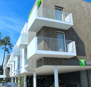 宜必思尚品阿卡雄居让梅斯特拉酒店