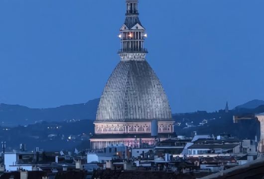 都灵包车一日深度畅游：阿尔卑斯山怀里，偶遇浪漫的黄昏【无需为交通烦恼，舒适专车全程接送，行程灵活自由，随心掌控游览节奏，沉浸式感受意大利风情。】