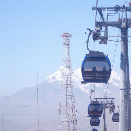 玻利维亚/拉巴斯  包车（可定制线路）埃尔阿托-点对点接送