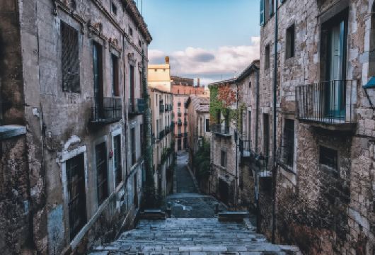 达利剧院博物馆+赫罗纳大教堂+赫罗纳犹太人街+电报塔一日游【精品包车，私享空间，上门接送，轻松出行】