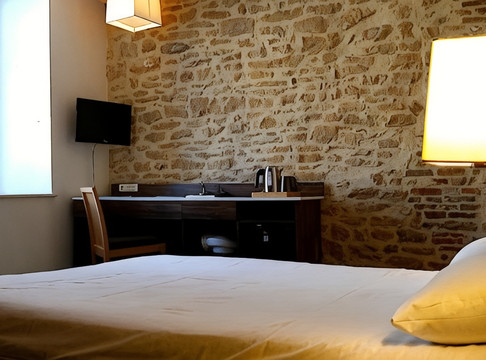 Douzy酒店住宿-Le Coeur D’or