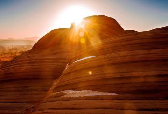 陕西靖边陕西波浪谷景区一日游【榆林出发精品小包团】【网红玩法：地道的老陕北人带您玩转波浪谷等景点】