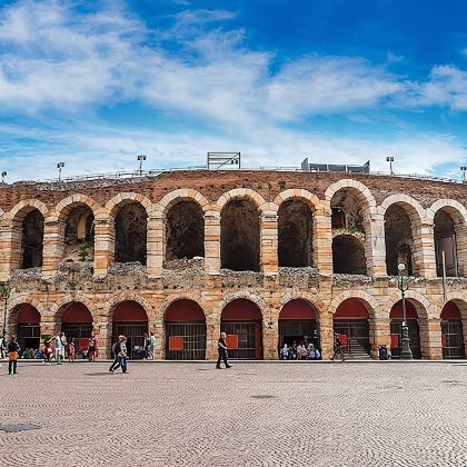米兰往返爱之城维罗纳经典地标|中文包车一日游