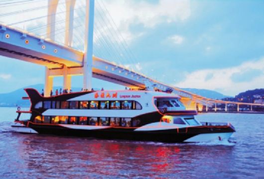 【私家团】珠海大剧院+情侣路+船游港珠澳大桥1日游R1线【私家旅行：一单一团，不拼客，品质服务，专属旅行，重本含门票，车上门接送，专职司机护航】