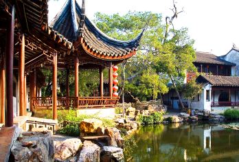 商务车丨英文导游丨上海出发 苏州拙政园+寒山寺+山塘街1日【[精选景点]苏州深度漫游，体会江南园林夜景！】