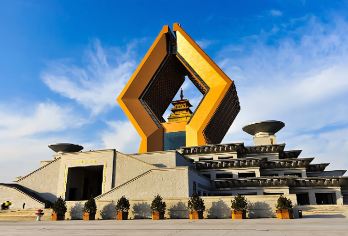 西线臻选：懿德太子墓·乾陵·法门寺一日游尊享【上门接】【探秘盛唐皇家陵寝：走进乾陵——游览懿德太子墓精美壁画，感受大唐皇家墓葬文化与历史风云。】