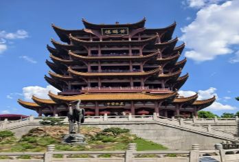 黄鹤楼2H讲解+文博说导师/耳麦/3-8人拼小团含门票/包团【文博说导师讲解，严格把控讲解质量；】