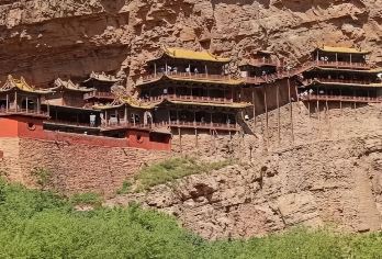 【精品纯玩团28人左右】登临悬空寺+应县木塔一日游【[郑重承诺]平城区酒店免费接全程不进购物店、真纯玩跟团游，资深导游讲解。】