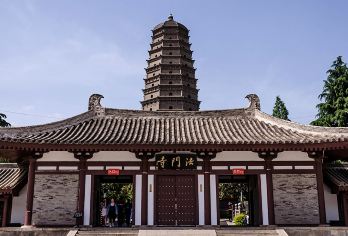 陕西法门文化景区+乾陵+茂陵博物馆一日游【包车游/探秘考古】【身临其境感受千年佛教文化，相约长安法门祈福。】