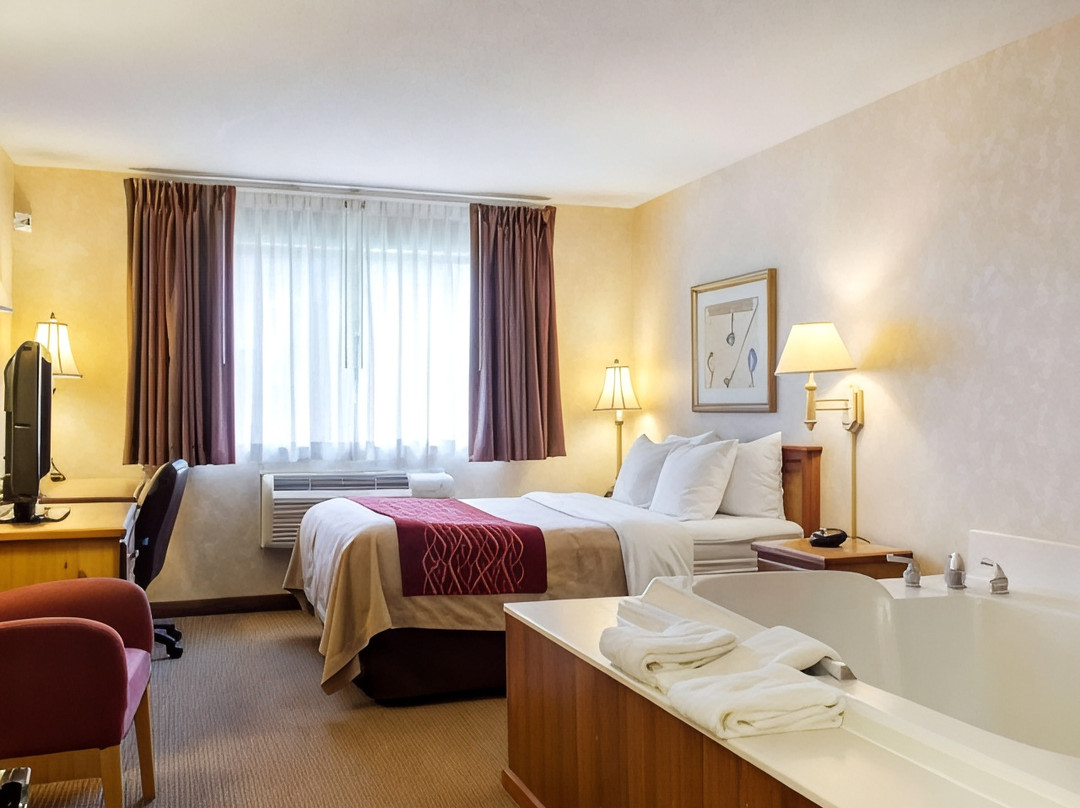 Rowena酒店住宿-Quality Inn