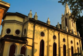 广州黄埔军校+陈家祠+荔枝湾涌+圣心大教堂一日活动【可上门接】【[精品小团]15人内小团，每组家庭在广州塔周边10公里内达2成人报名可上门接；可选独立包团。】
