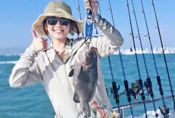 万宁加井岛+洲仔岛一日游【双岛海钓+专业钓鱼艇+探鱼器】【郑重承诺：纯玩无购物，！1对1旅行管家24小时跟踪服务！】