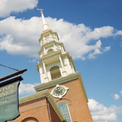 波士顿+瓦尔登湖+昆西市场+波士顿美术博物馆+哈佛大学一日游