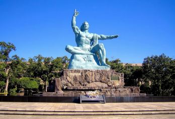 日本长崎和平公园+哥拉巴园一日游/行程可调-可定制多日游【精选热门景点，高效游玩不走回头路，深度了解文化内涵，贴心服务保障，轻松享受旅程，性价比超高的旅行。】