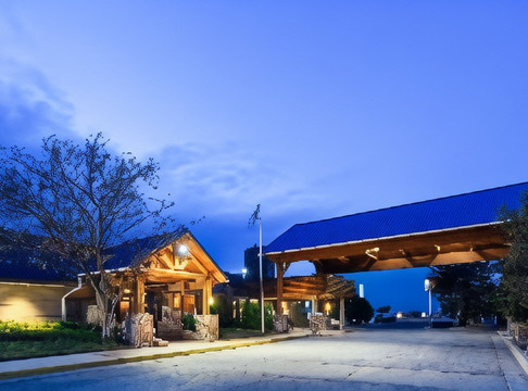 Best Western Tower West Lodge