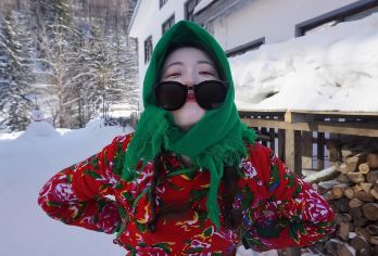 中国雪乡一日游+【亚布力西站接送|2-6人小团|雪地摩托】【小团出行]纯玩无购|保姆服务2-6私家小团，亚布力西站起止雪乡一日游。游玩时间充足，游玩项目丰富】