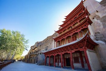 【淡季特惠赠住宿/多套餐可选】敦煌莫高窟+鸣沙山月牙泉一日游【宿行无忧，贴心赠送3钻住宿+免费接站（敦煌机场、敦煌市火车站）】