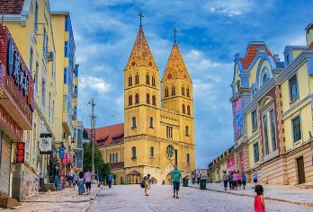 青岛奥帆中心+八大关一日游【夜游晚出发/好玩不累/少排队】【[拒绝套路]参团后再花一分钱，全部退款，再让老板给你表演直播跳楼！】