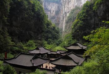 武隆天生三桥+仙女山一日游【2-8人拼小团&上门接含门票】【[省心]重庆 3 大商圈免费上门接】