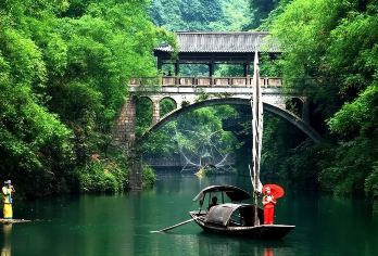 三峡人家一日游【看非遗表演+梦里老家+可选车进/船进人家】【[原始的自然风光]山清水秀，天然氧吧，带您回归真正的洗肺养生之旅！】