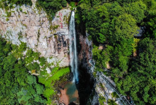 宁波溪口-滕头旅游景区半日游【蒋氏故居】【全程优质导游服务，听故事欣赏美景抛去烦恼释放心情】