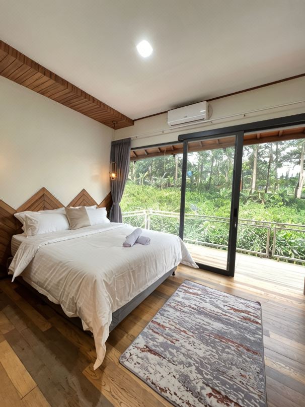 Villa Amethyst Lembang 3Br J-8 with private Hot Pool