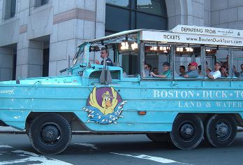 美国波士顿鸭子船+蓝山自然保护区+新英格兰水族馆【亲子观光一日游/私人定制/景点可调/中文司机/VIP专属服务】