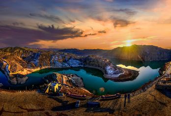 老牛湾黄河大峡谷旅游区+昭君博物院一日游【专属客服一对一服务、行前途中售后24h接待，省心出行】