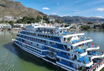 环洱海+游船一日游【理想邦+双廊+游船+喜洲+生态廊道】【[6-8人内内商务小团]纯玩高品质私家小团，拒接打团拥挤，出行自由，经验丰富老司机一对一服务】