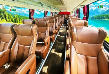 豪华保姆车｜黄龙九寨站-九寨沟｜多个站点下车｜有班次车型可选【2+1保姆大巴｜性价比巨高｜可调节度大】