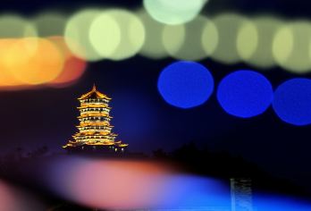 【都江堰研学一日游】访三遗之城，研千年水利【法宝退激流，拜水都江堰，探究飞沙堰】