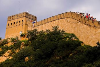 北京八达岭长城+定陵一日游|可选含餐或上门接|探索地宫的历史【[文化遗产]游世界两大文化遗产，八达岭长城和十三陵定陵（含地宫）！】