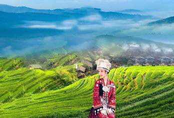 桂林龙脊梯田+金坑梯田+金佛顶+黄洛红瑶寨（8人商务团）【[商务小团]摒弃传统跟团游中的行程紧凑、走马观花、自由度不高等缺点，加深行程中的深度游和体验感！】