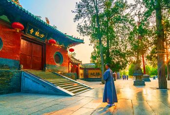 少林寺一日游【郑州出发-市区上门接-可加三皇寨-含讲解】【[玩法多样]郑州发团，上万携友报名的经典线路】