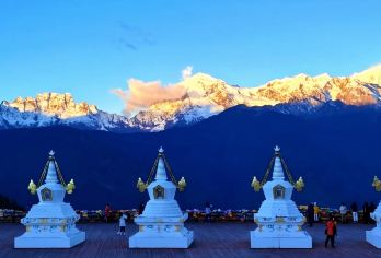 香格里拉出发【观梅里雪山日照金山一日游】【品质出游】