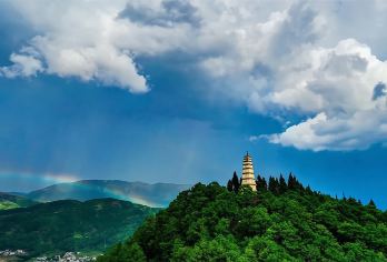 会理古城+会理白塔山一日游【2人起订独立小包团】【上门接送-边走边玩-时间自由】