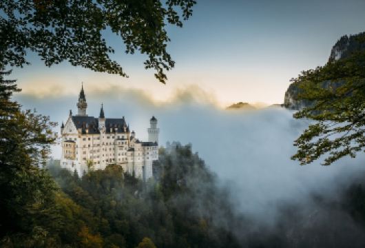 新天鹅堡-因斯布鲁克老城|童话城堡-世外桃源-可定制【欧洲有《桃花源记》，那描写的一定是奥地利的小城因斯布鲁克...】