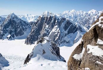 美国阿拉斯加州费尔班克斯迪纳利国家公园和保留区一日游【品质出游】