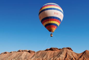 张掖七彩丹霞+马蹄寺一日游【1人成团/8人小团or大巴】【张掖市区出发，当日动车站免费接送】