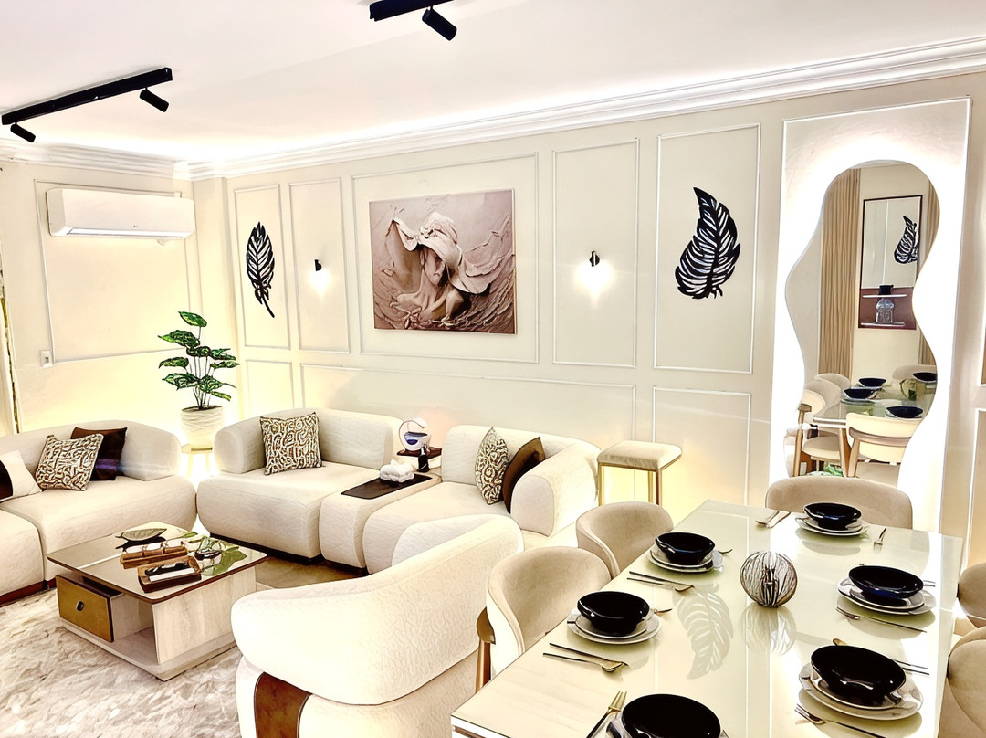 DoUu Stay 2, Luxury 3BR, El Sheikh Zayed City