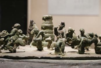 云南省博物馆2小时讲解：当天可定+含耳麦+免预约+15人小团【[精品小团]15人内高品小团，含耳麦无需预约，省时省心。】