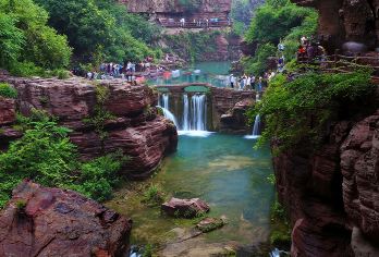 云台山+红石峡+小寨沟1日游【5-16人内专车专导·含景交】【[轻奢小团]专车专导独立成团， 全程无购物轻松出游。】