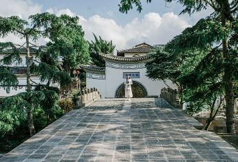 云南腾冲和顺柏联温泉半日游  升级可选和顺古镇【[时间灵活]专车上门接送，一个人即可以出行，时间随定，说走就走；】