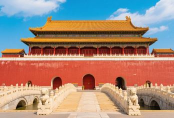 北京故宫博物院一日游【深度讲解-可选上/下午场-可选私家团】【三分靠看，七分靠听，专业导游带您游览探秘不一样的故宫紫禁城。】