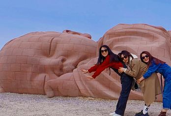 敦煌榆林窟+锁阳城遗址+大地之子+西晋墓一日游【探秘榆林窟】【当地多年驾驶经验优质司机，熟知当地诸多美食，24H微信管家全程服务，双重保障确保行程无忧！】